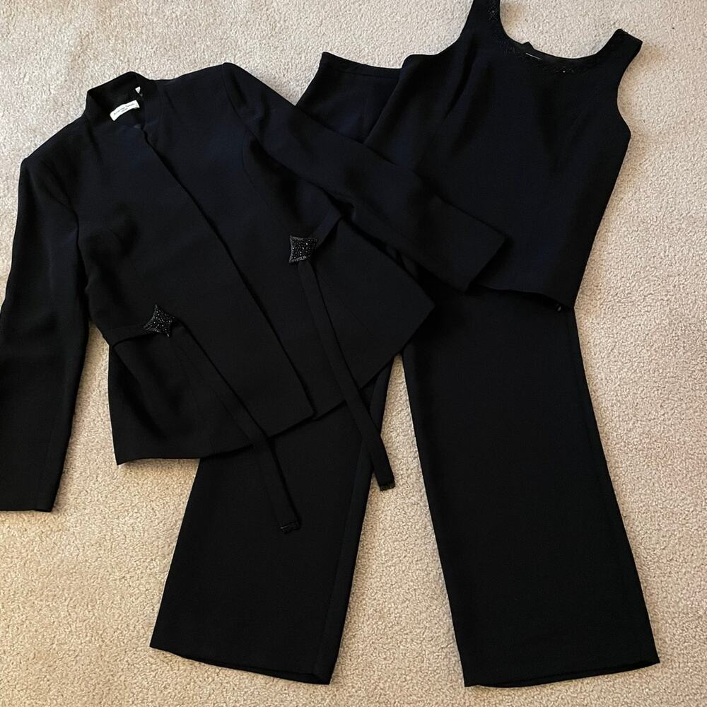 Amanda Smith 3 piece suit set